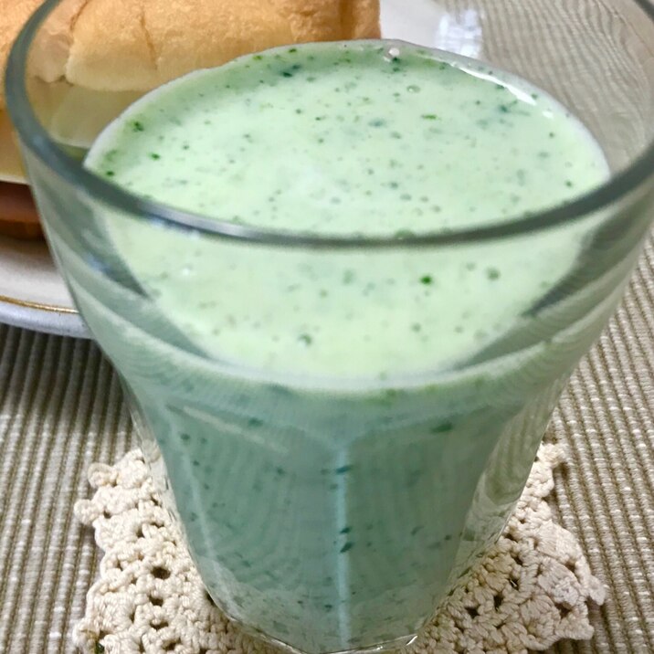 鉄分補給に 小松菜バナナ豆乳スムージー レシピ 作り方 By Nini 楽天レシピ